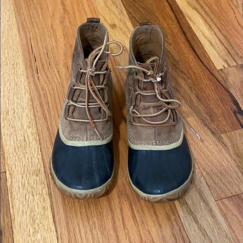 Sorel duck boot